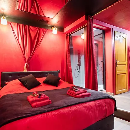 Cabaret Prive Luxe & Bar Secret Apart Otel Colmar